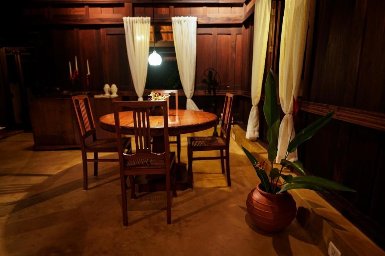 Lakeshore Villa Alappuzha Экстерьер фото