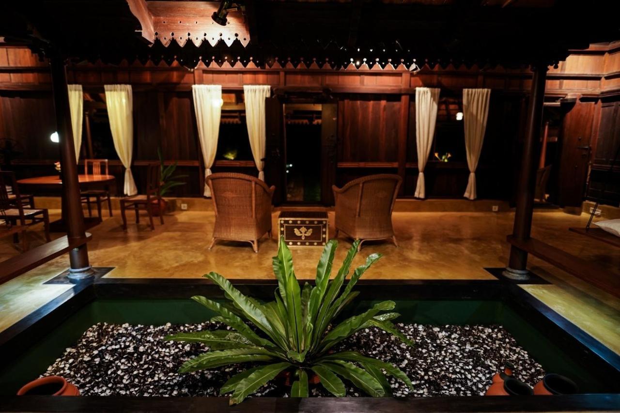 Lakeshore Villa Alappuzha Экстерьер фото